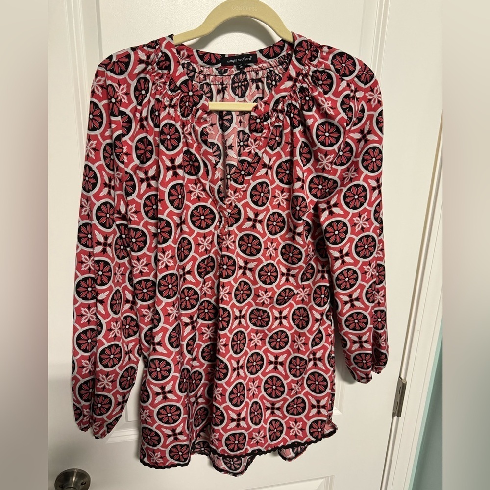 Simply Southern Women's Bright Patterned Blouse Size S